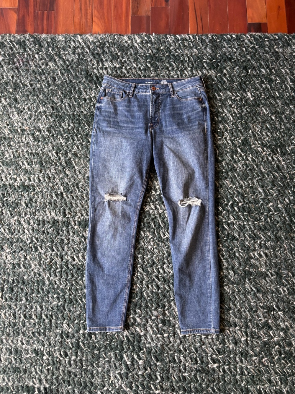 old navy distressed high rise rockstar super skinny jeans
